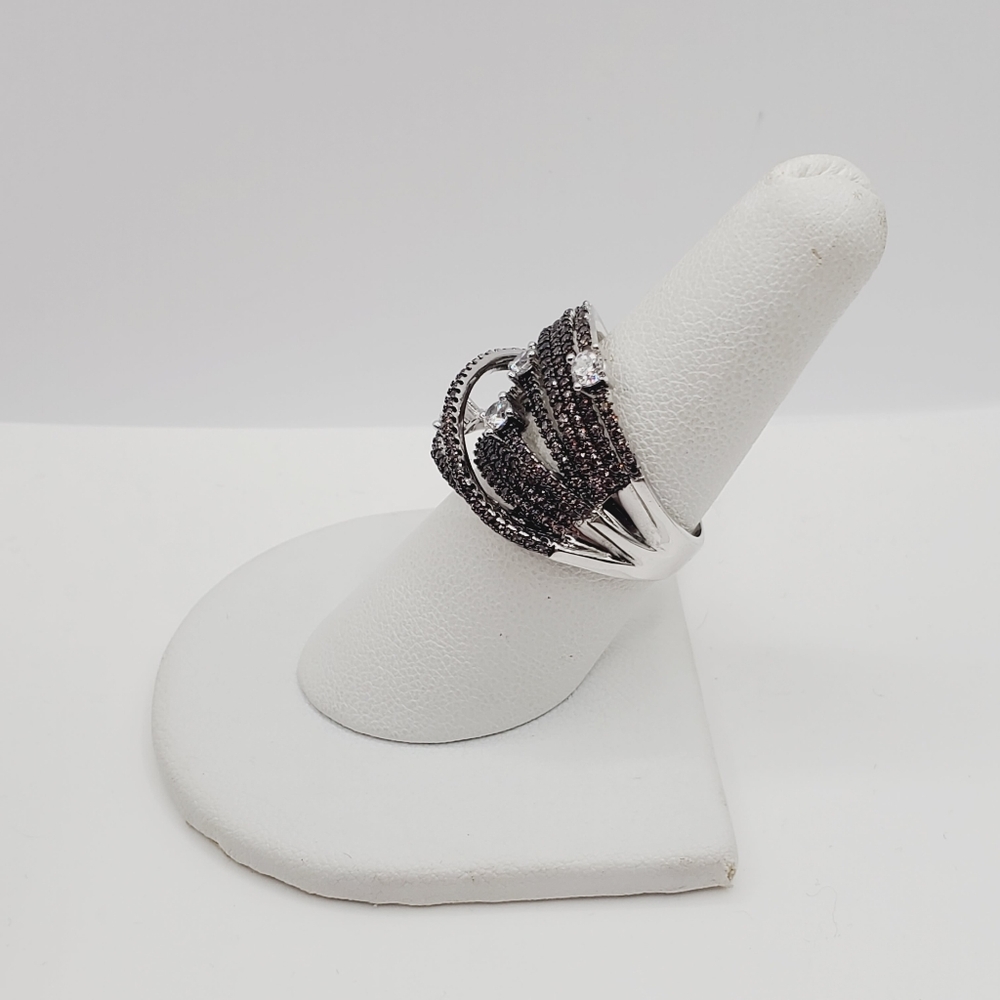 Round chocolate diamond and diamond stimulants Women's Ring - Picture 7 of 9